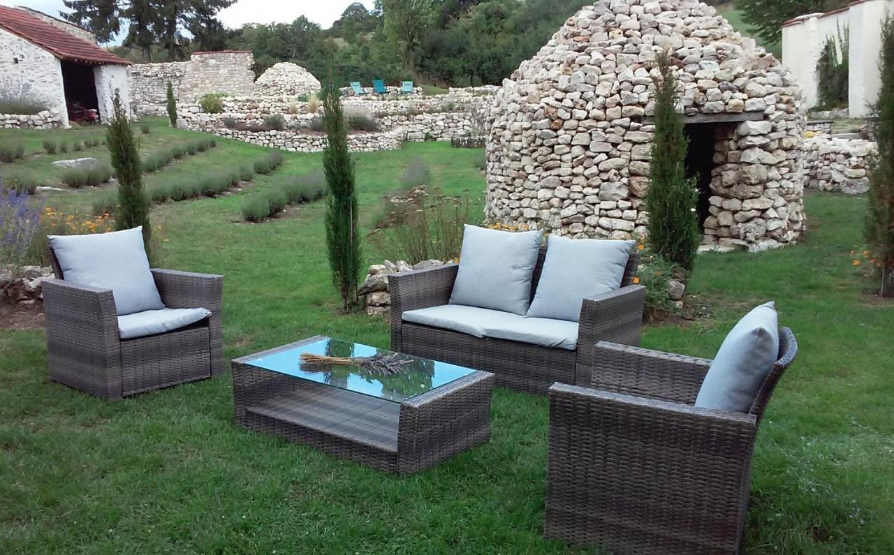 Les Bories En Champagne Villa Montlevon Exterior foto